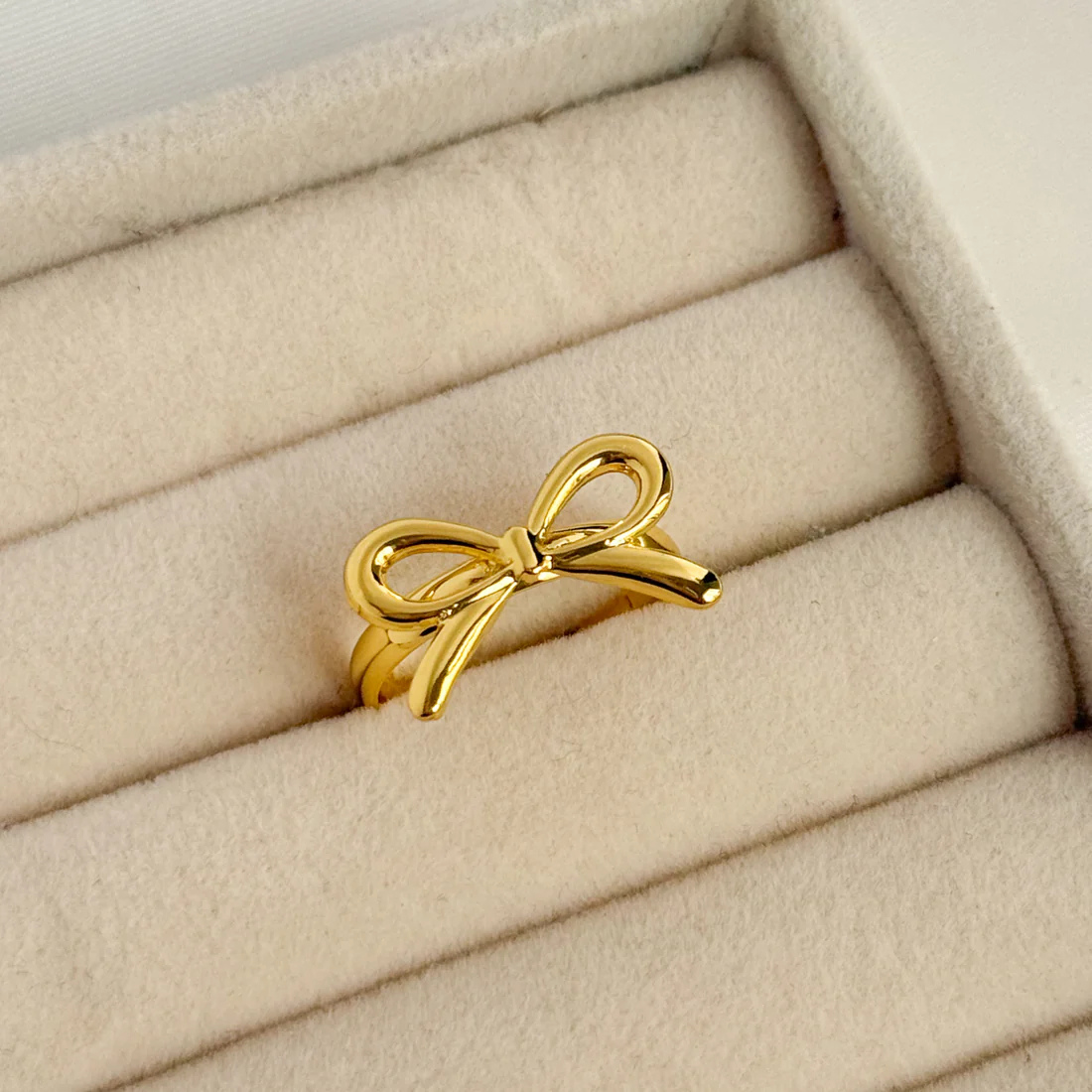 BOW GOLD RING