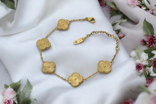 18K GOLD CLOVER BRACELET