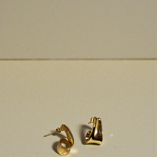 AURELIA GOLD HOOP EARRINGS