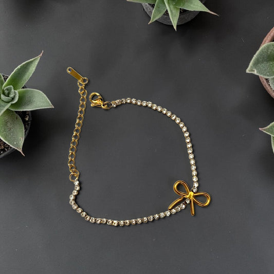 DIAMOND BOW BRACELET