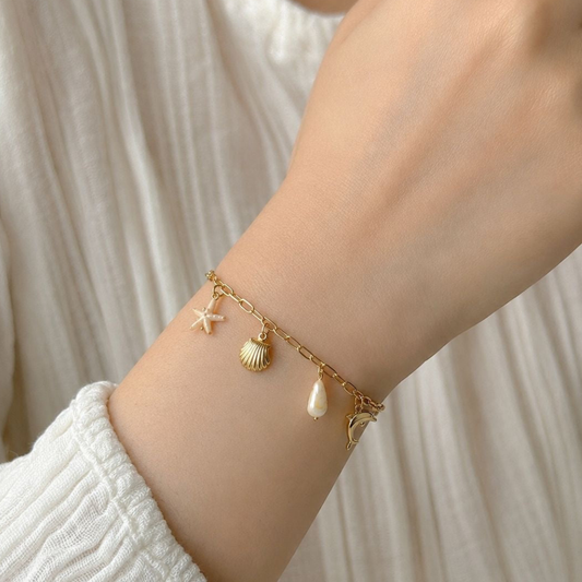 THE PEARL SHELL BRACELET