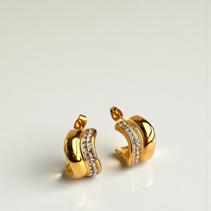 DIAMOND TWISTED EARRINGS