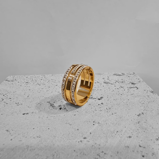 EMERALD GOLD RING