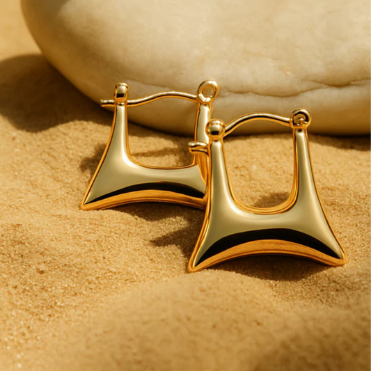 ELEGANT GOLD EARRINGS