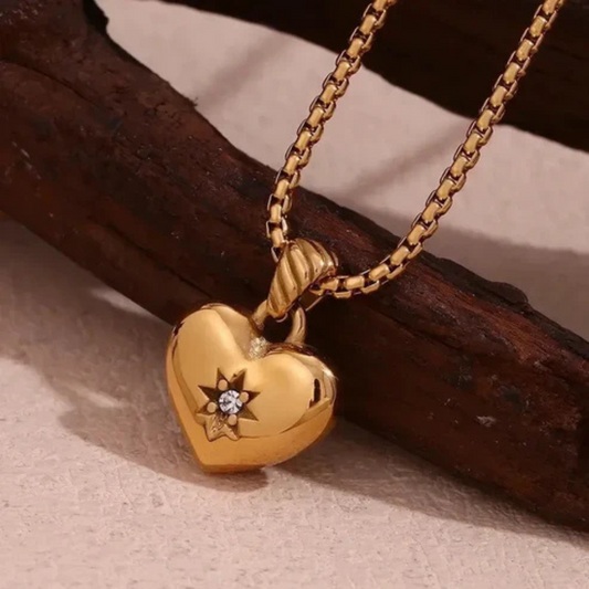 LUXURY HEART NECKLACE