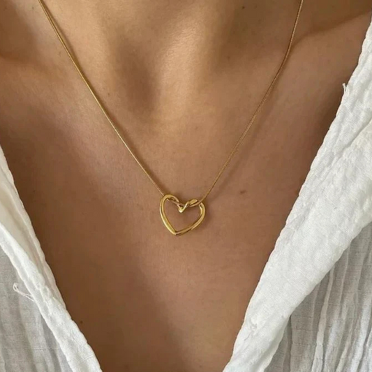 HOLLOW HEART NECKLACE