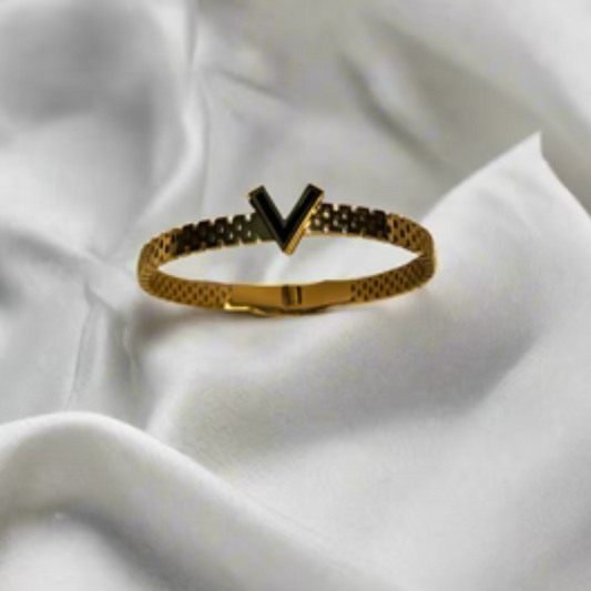 VANYA GOLD BANGLE