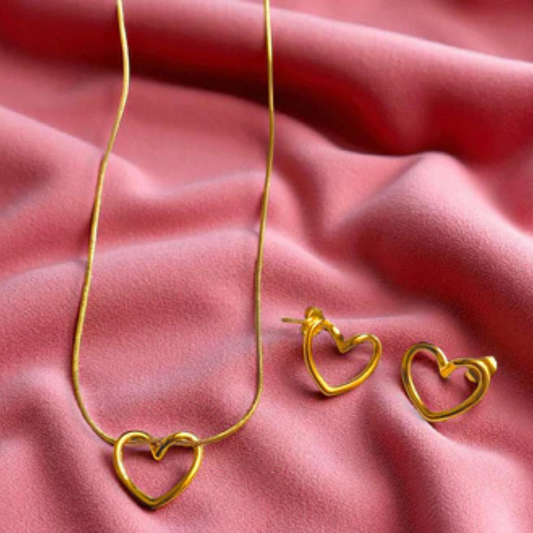 HOLLOW HEART NECKLACE & EARRINGS SET