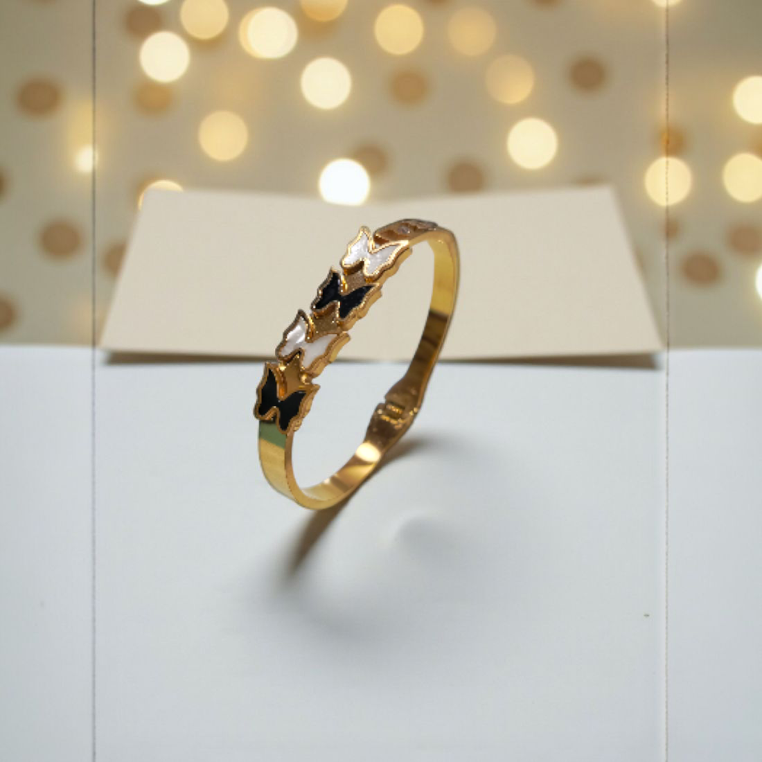 BUTTERFLY BANGLE