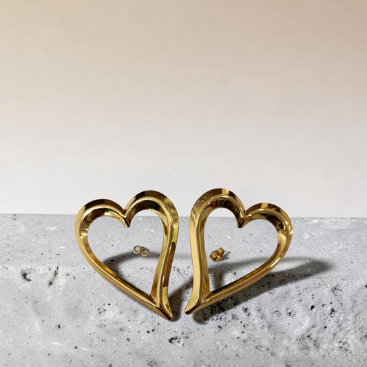 BOLD HEART EARRINGS