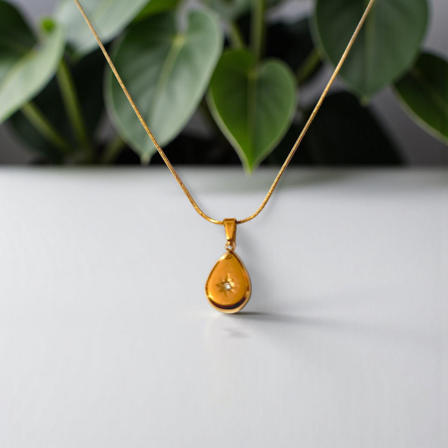 LUXURY SUN NECKLACE
