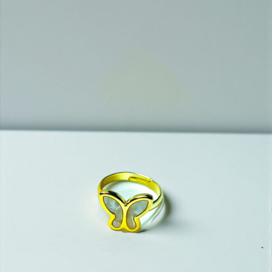 WHITE BUTTERFLY RING ADJUSTABLE