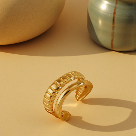 ELEGANT MULTILAYER RING
