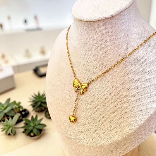 ELEGANT BOW NECKLACE