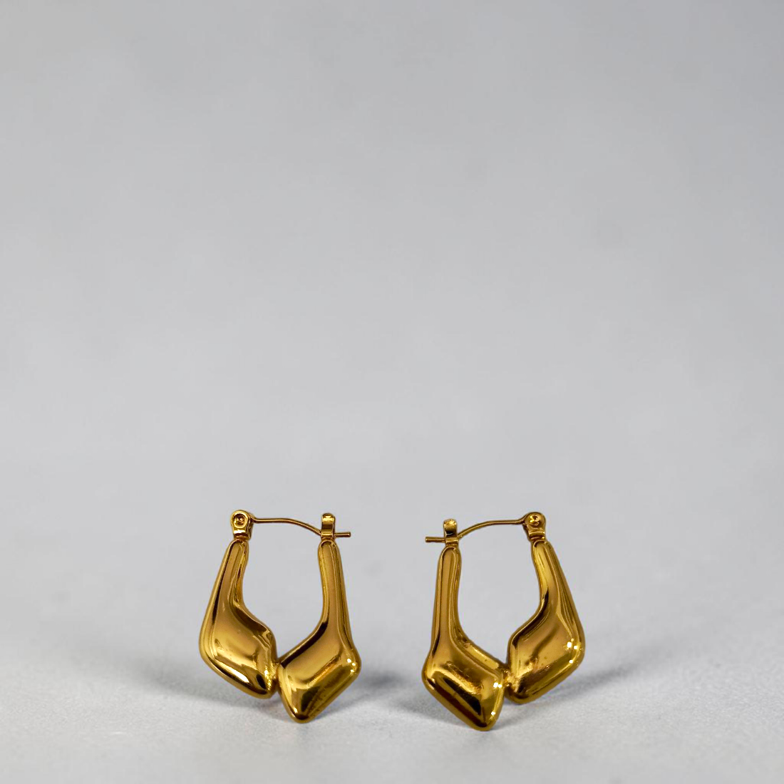LYRA EARRINGS