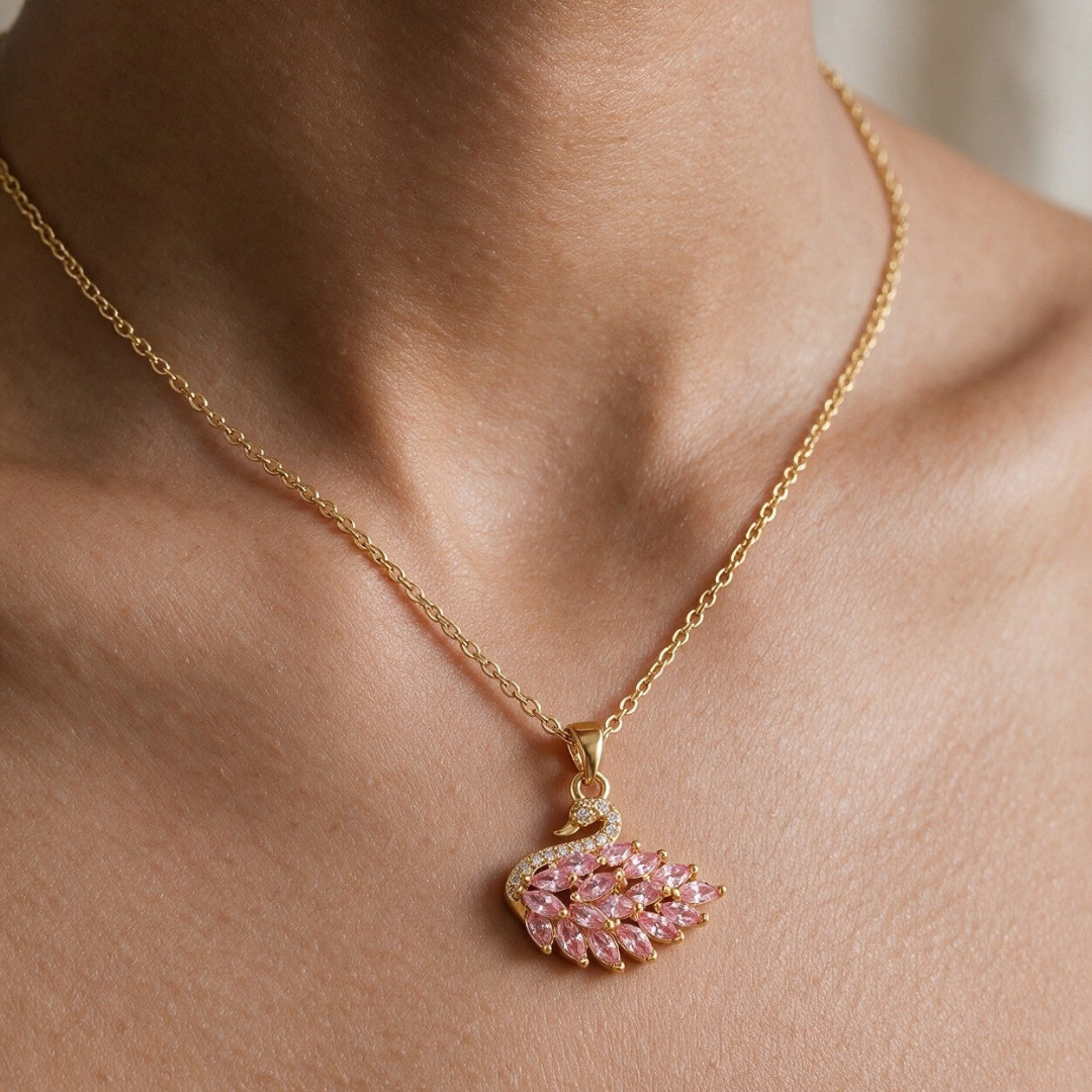 SWAN LOVE NECKLACE