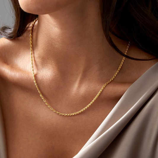 TWISTED ROPE NECKLACE