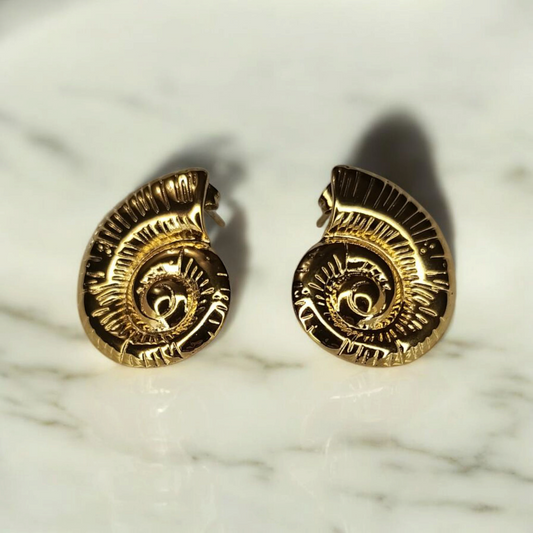 SHELL HOOP EARRINGS
