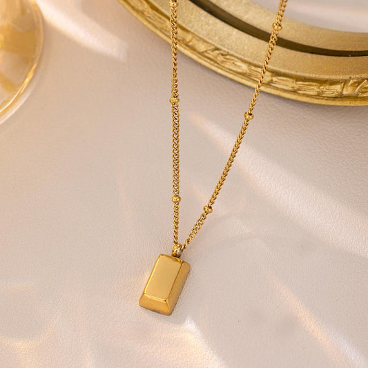 MINIMAL BAR NECKLACE