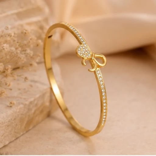ZIRCONIA GOLD BANGLE