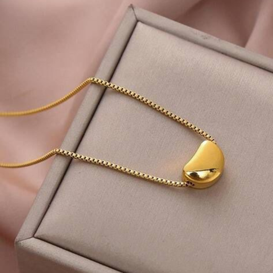 SWEET AURA HEART NECKLACE