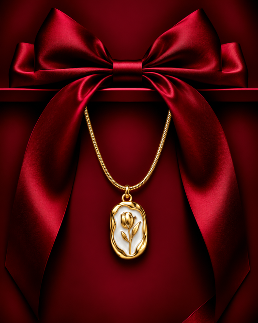 TULIP NECKLACE WHITE