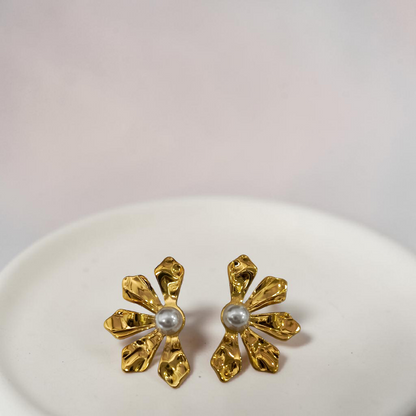 GOLDEN DIVA EARRINGS