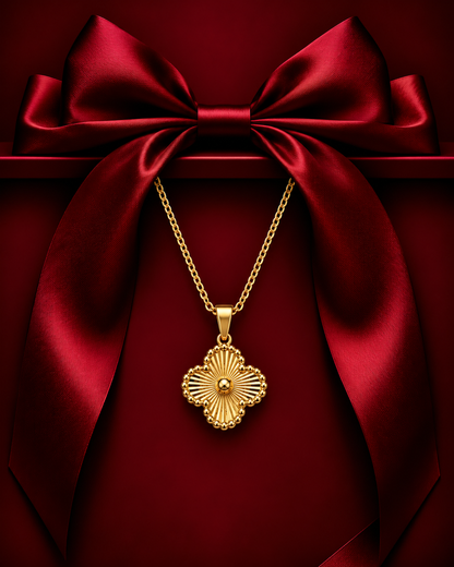 LUXURY CLOVER NECKLACE