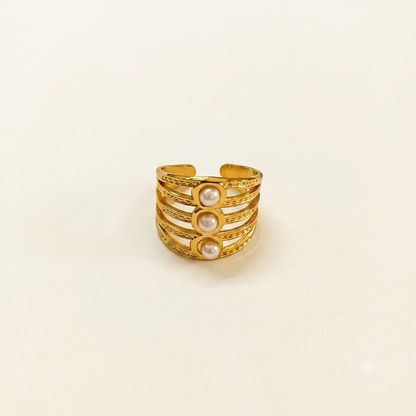 THE PEARL RING