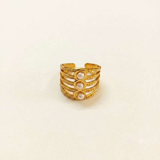 THE PEARL RING
