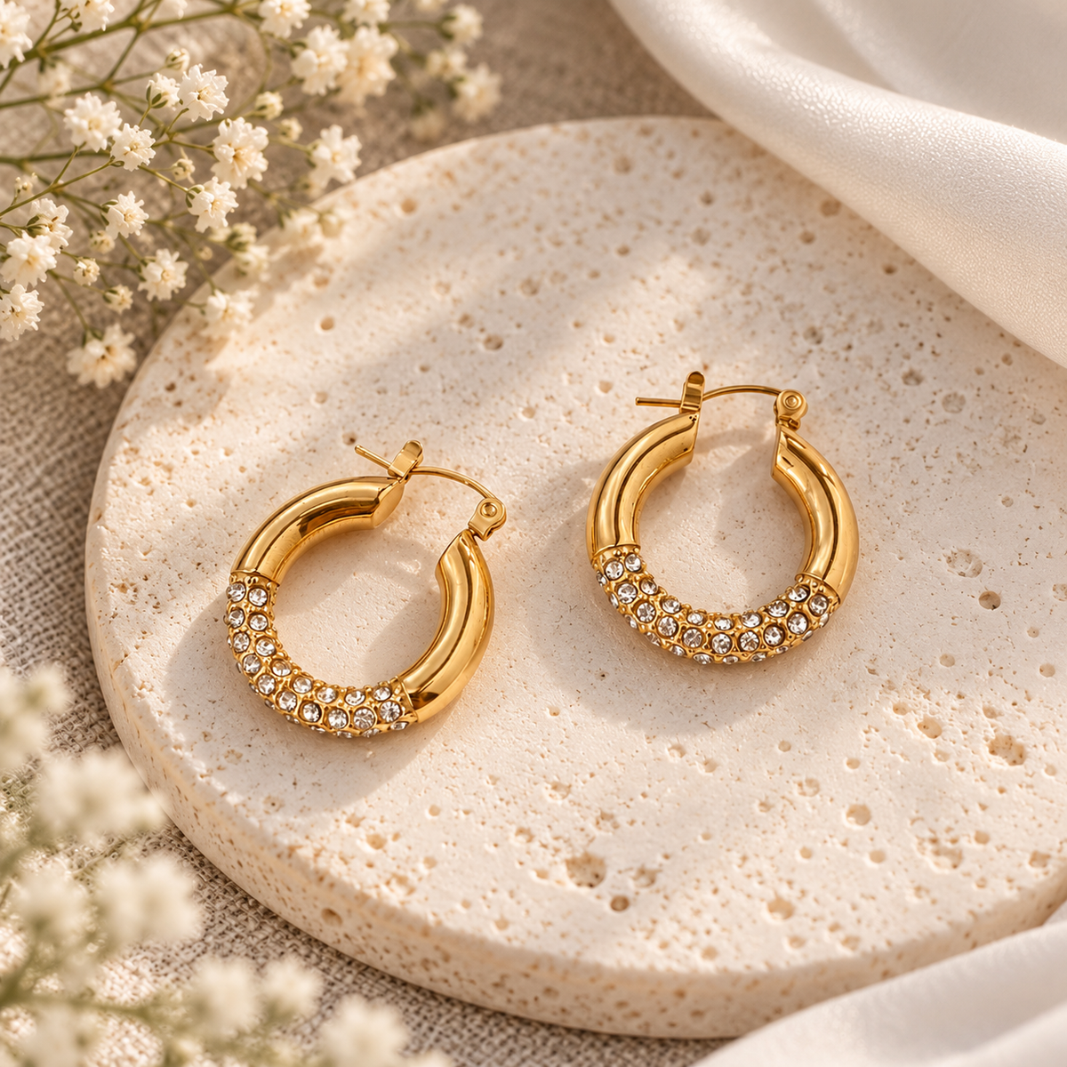 ELEGANT DIAMOND EARRINGS