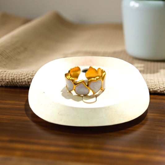 WHITE HEARTS RING ADJUSTABLE