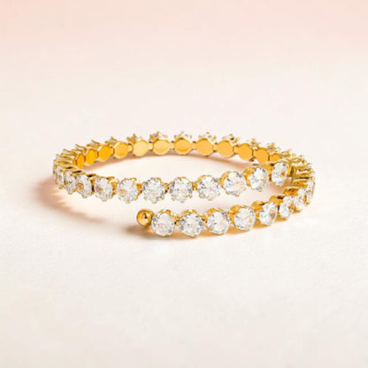 DIAMOND AURA COILED HANDCUFF