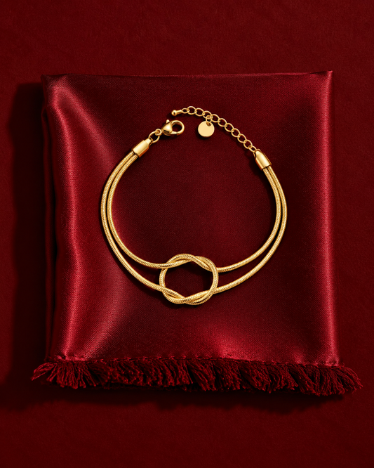 THE VOGUE BRACELET