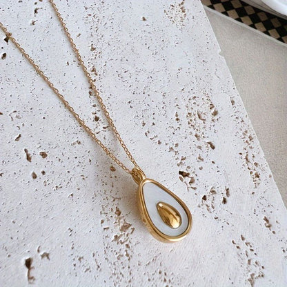 AVOCADO CHICK NECKLACE