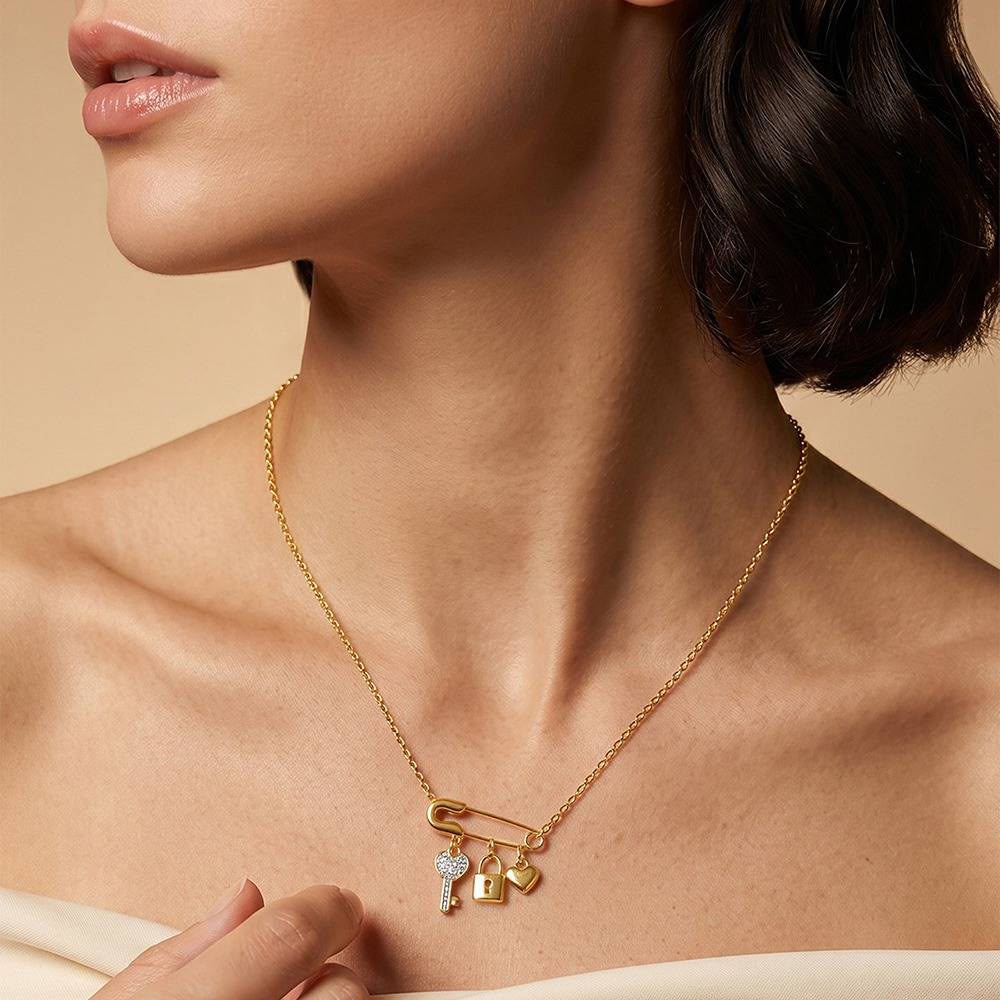 THE ROMANTIC NECKLACE