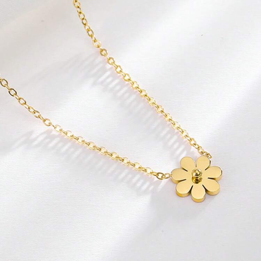 MINIMAL DAISY NECKLACE