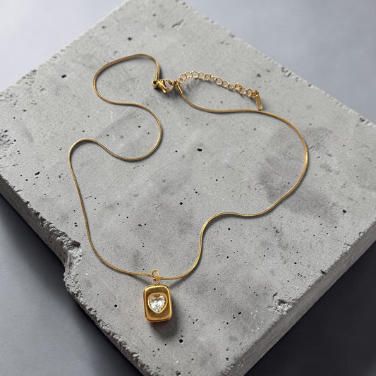 AURORA HEART SQUARE LUXE
