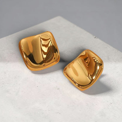 GOLDEN SQUARE EARRINGS