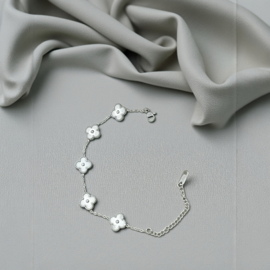 SILVER CLOVER BRACELET