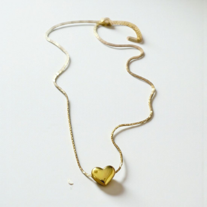 MINIMAL GOLDHEART NECKLACE