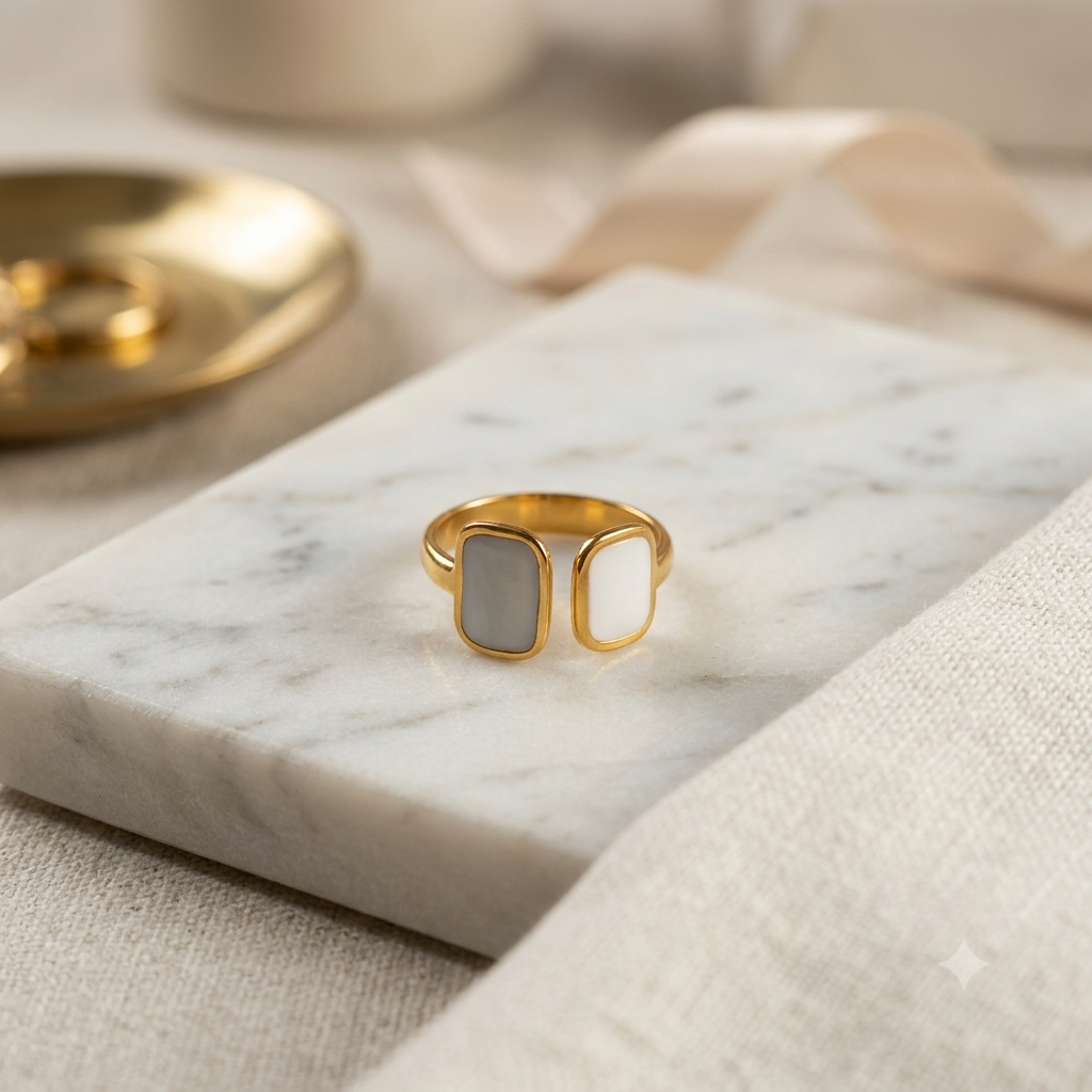 THE SQUARE RING