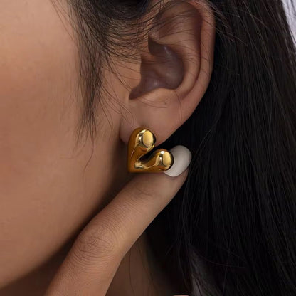 HEART GOLD PLATED EARRINGS