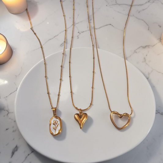 ROSE HEART INFINITY GOLD NECKLACE STACK