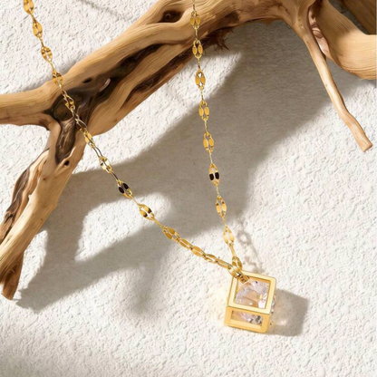 CUBIC ZIRCONIA NECKLACE