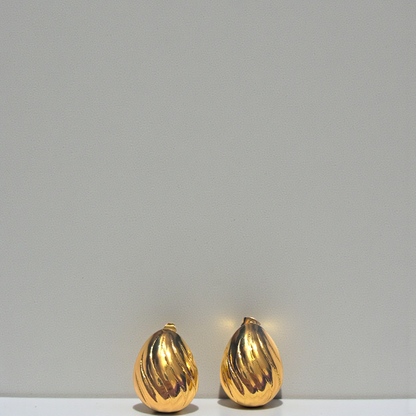 CLASSIC BOLD HOOP EARRINGS