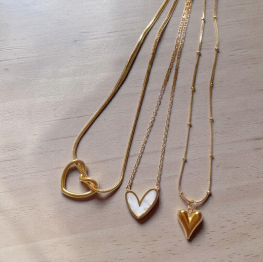 Looking for the best jewellery shop in Pakistan big sale? Discover our Royal Stack: an 18k gold necklace & stainless steel necklace bundle. 100% tarnish free & water resistant. Shop the aesthetic collection on sale today!