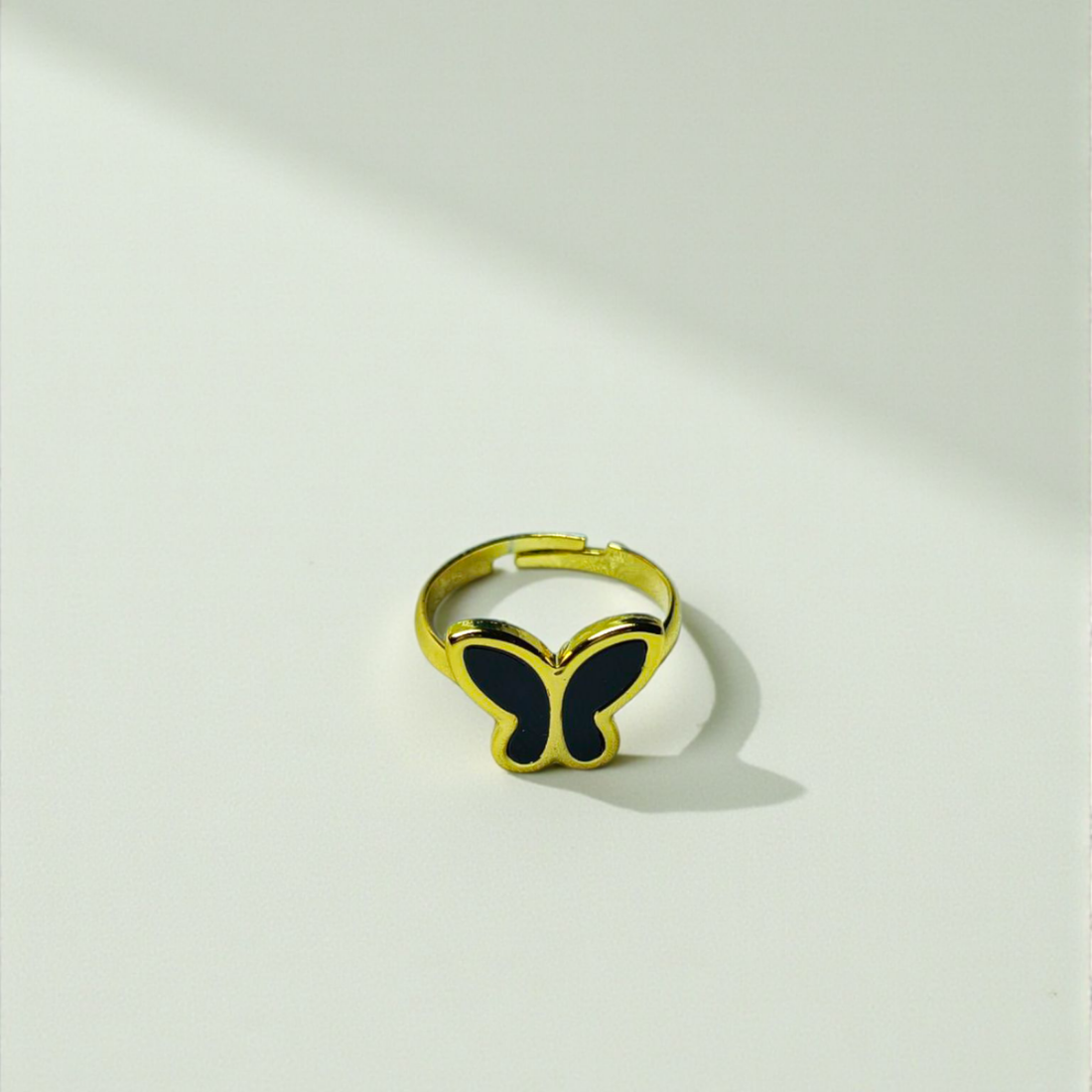 BLACK BUTTERFLY RING ADJUSTABLE