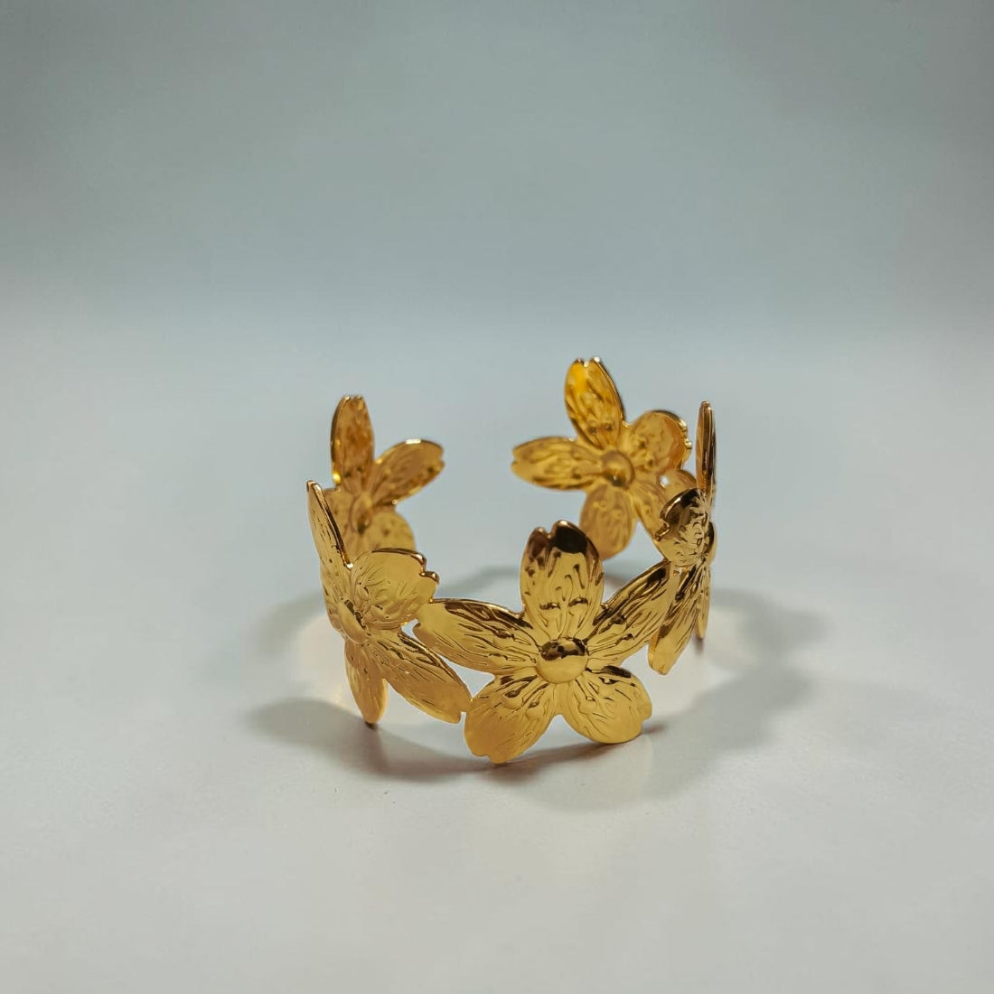 BLOSSOM BANGLE