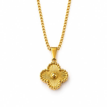 LUXURY CLOVER NECKLACE